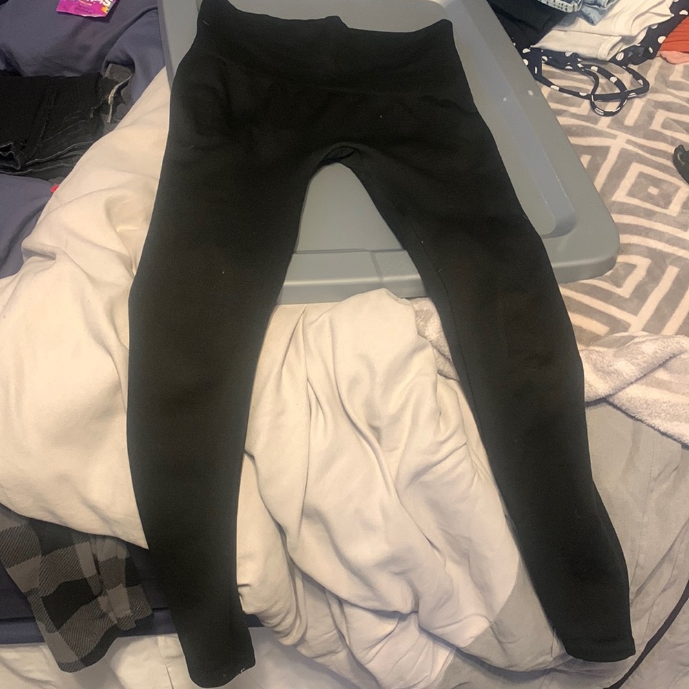 black fleece lined leggings